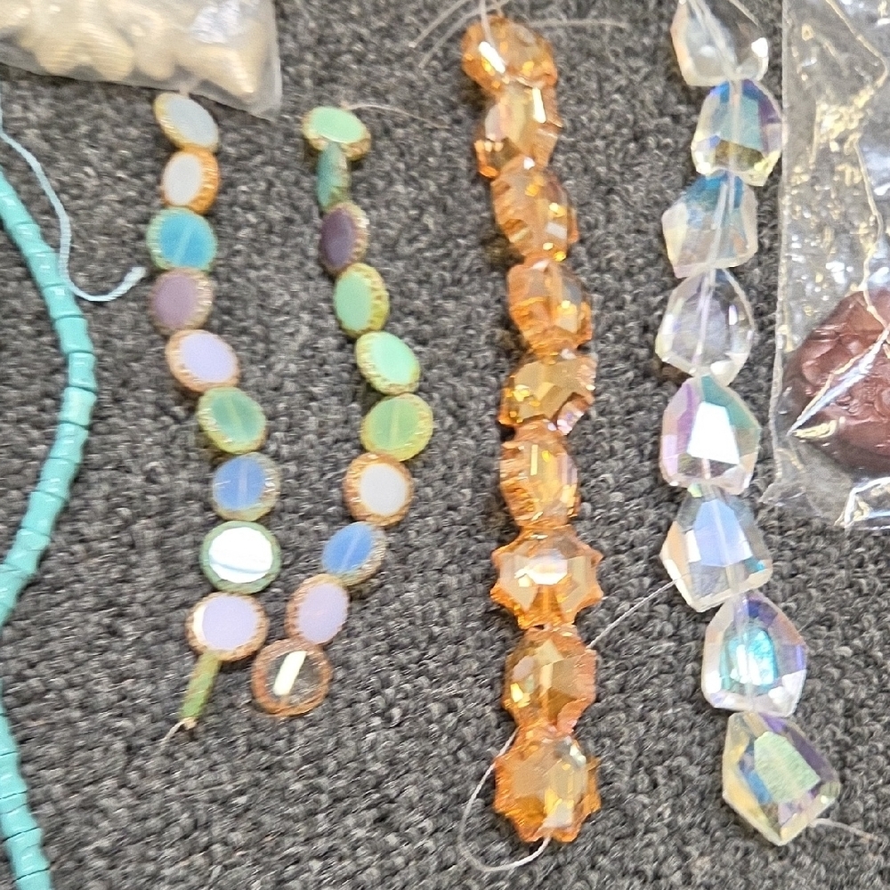 Mixed Bead and Crystal Jewelry Supply Lot - Turquoise, Aqua, Gold, Iridescent - Picture 16 of 16
